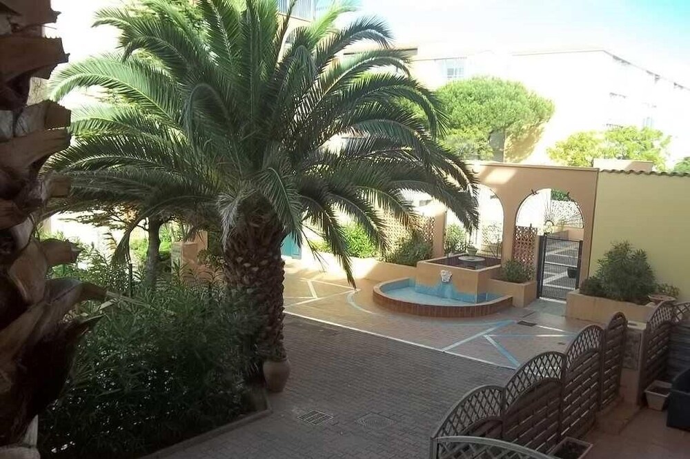 STUDIO CABIN WITH POOL NEAR RICHELIEU BEACH