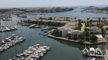 Marina/club náutico