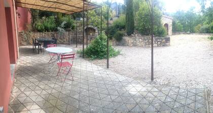 Appartement  de caractĂšre Ă  Millau Creissels avec vue sur le Viaduc