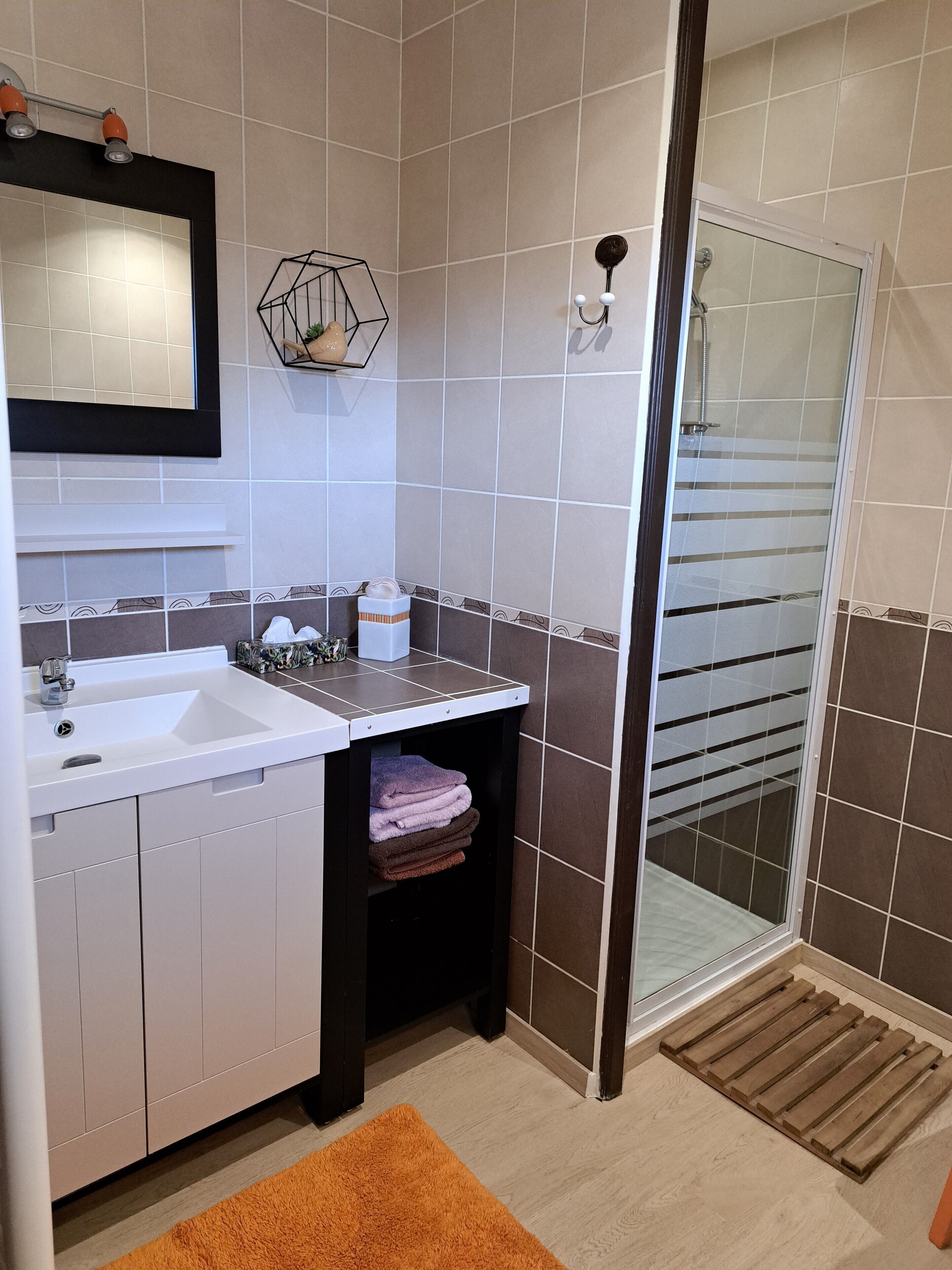 Gite à la campagne au calme le long de la Viarhona et du Rhone