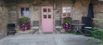 charming cottage in an outbuilding from 1880