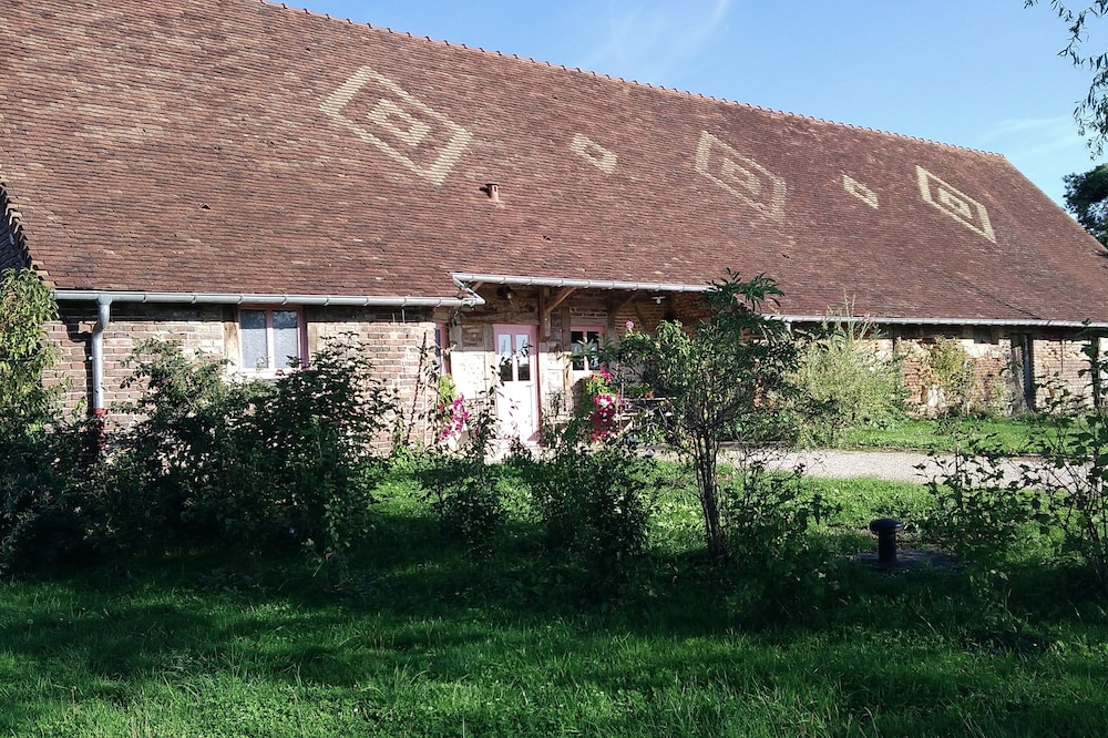 charming cottage in an outbuilding from 1880