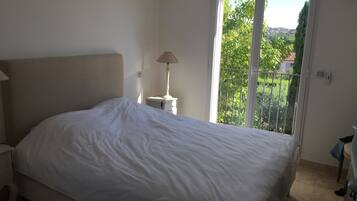 3 Schlafzimmer, Bügeleisen/Bügelbrett, Reisekinderbett, kostenloses WLAN