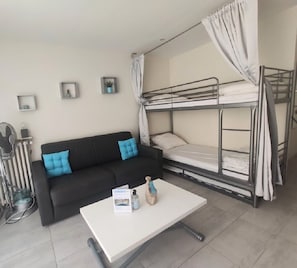 1 Schlafzimmer, Bügeleisen/Bügelbrett, kostenloses WLAN