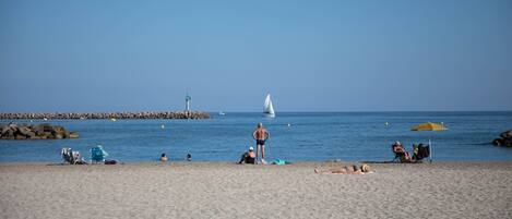Beach nearby, sun-loungers