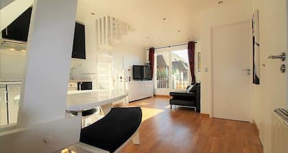 Klassifiziertes 4 **** Tennis, Pool, Parkplatz, Bettwäsche inklusive, WIFI, Babyausstattung und Park