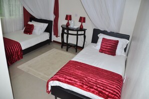 14 bedrooms - Signature Hotel Apartments (Jinja)