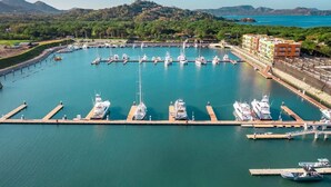 Unclassified image, 4 of 57, button - 5mins to Marina-Oceanview-Full Kitchen-Pool-AC-Gym – Presidential Suites 4 (Playa Flamingo)