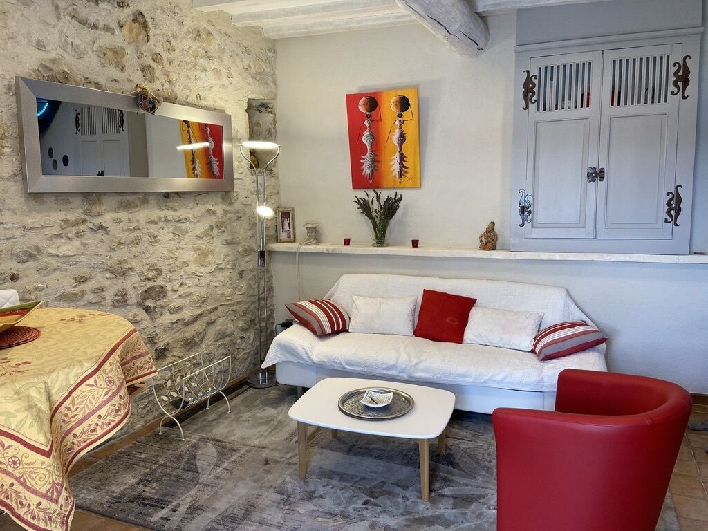 Romantic LOFT in 18th century Provencal farmhouse