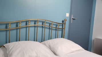 2 slaapkamers, een strijkplank/strijkijzer, wifi, beddengoed