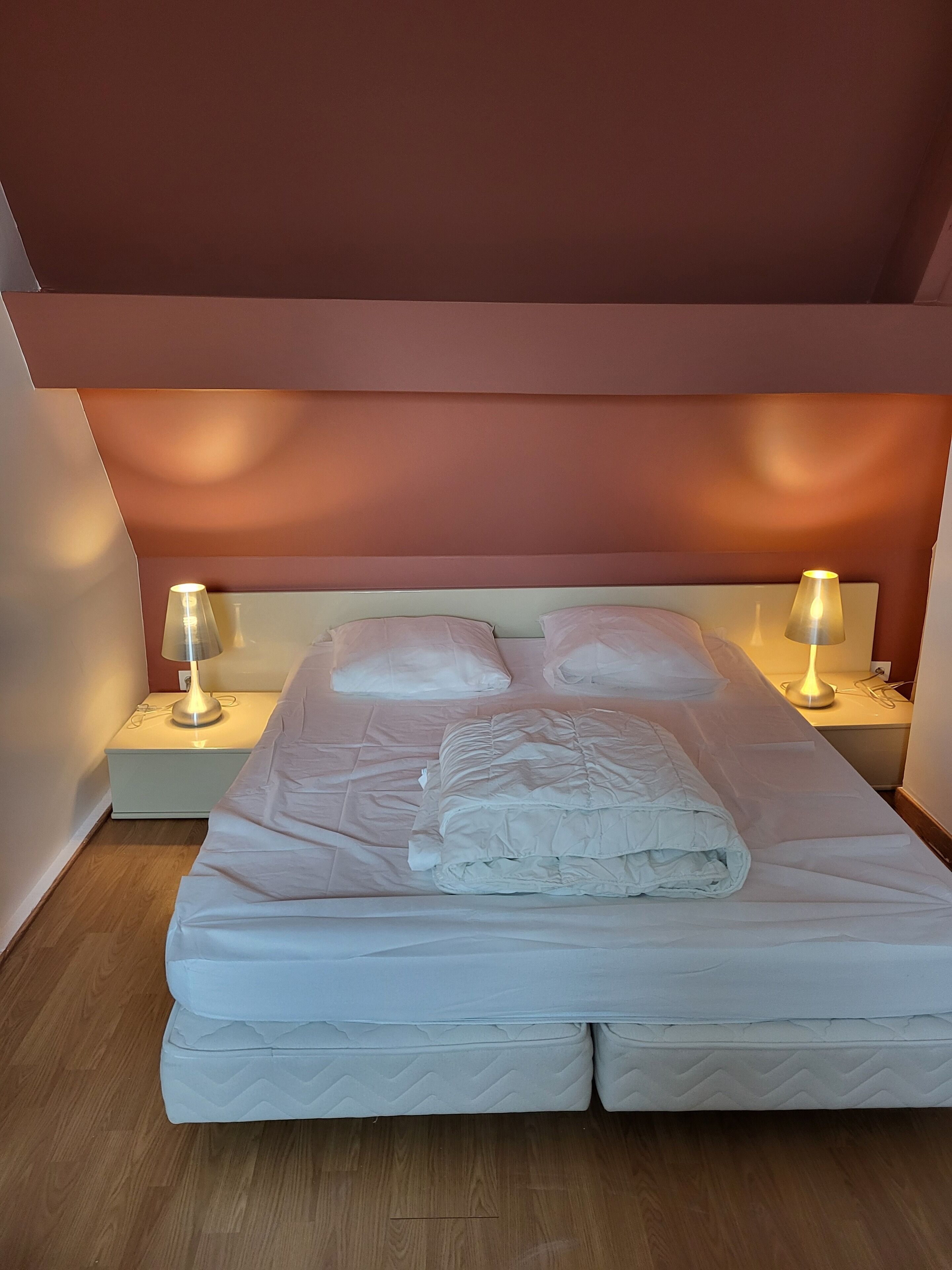 2 Schlafzimmer, Bügeleisen/Bügelbrett, WLAN, Bettwäsche