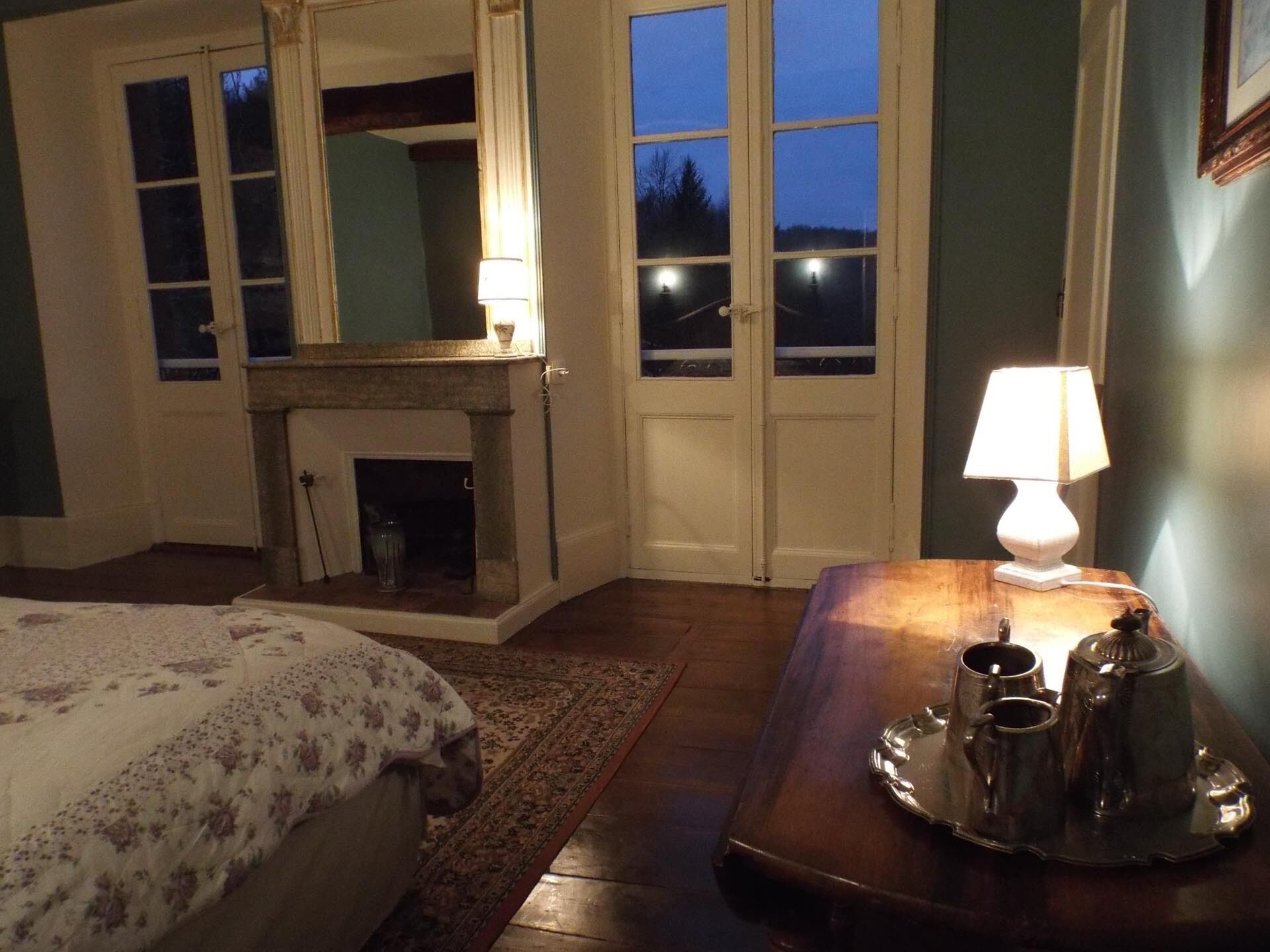 Country Mas with swimming pool surrounded by nature Le Mas d'Azil