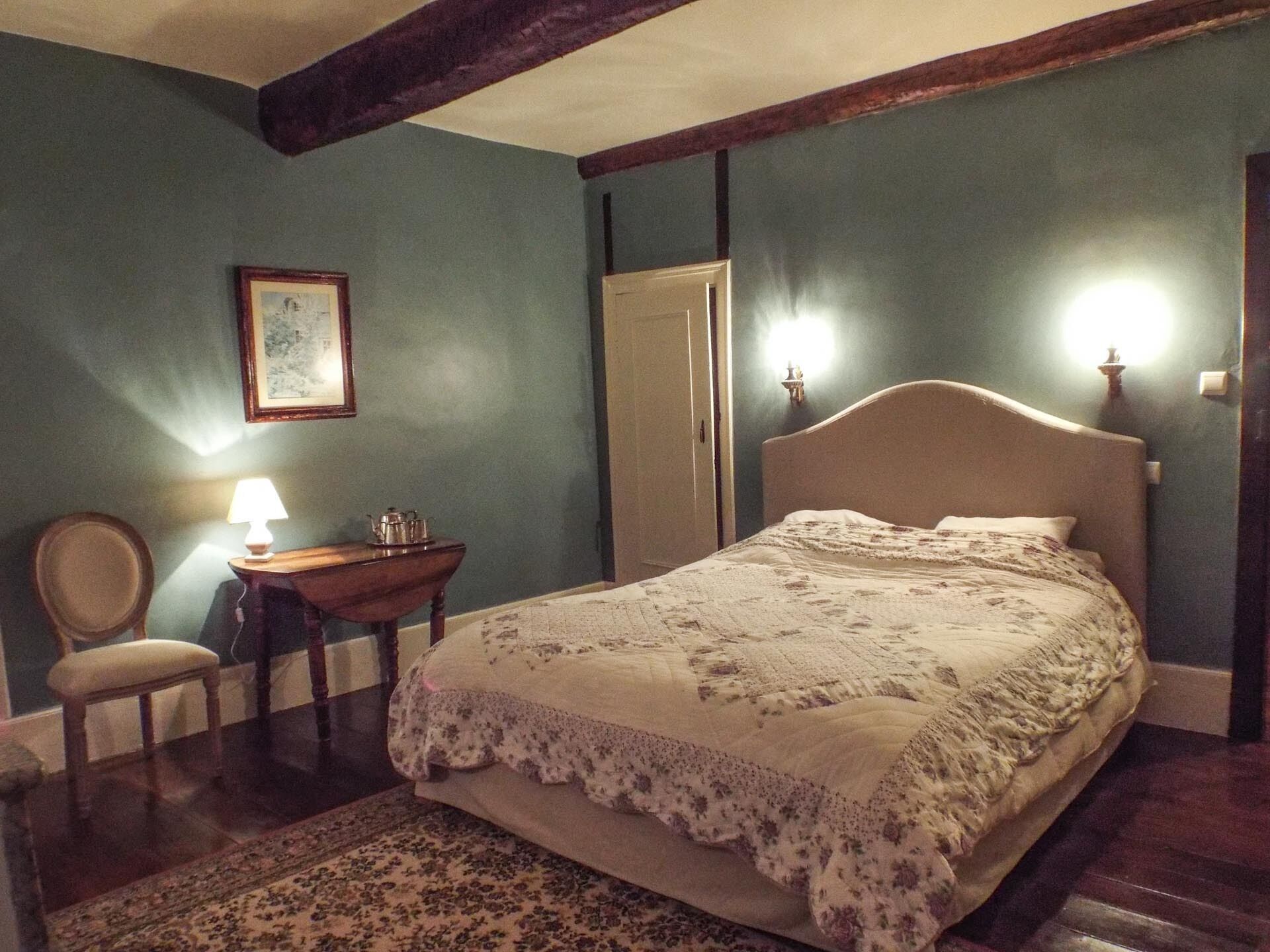 Country Mas with swimming pool surrounded by nature Le Mas d'Azil