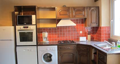 Gßte tout confort  au centre du village de Moux,  pour découvrir le Morvan