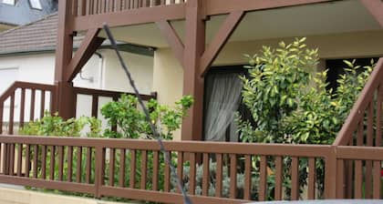 Blonville Center 3 room apartment and large terrace