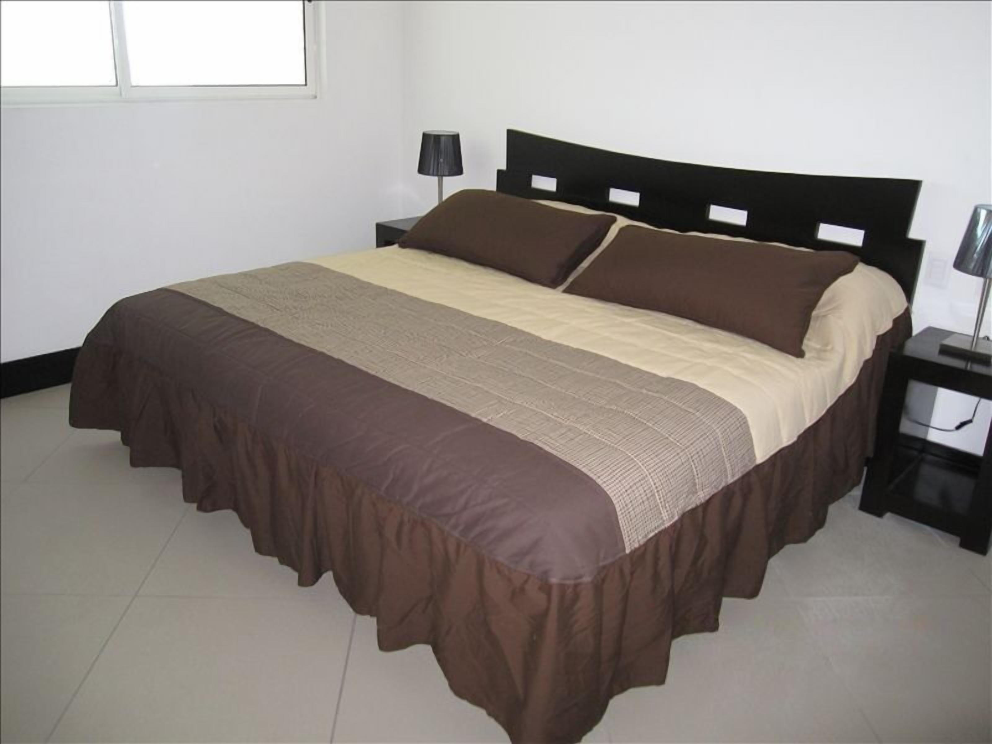 2 bedrooms 2 bathrooms,fantastic view!!