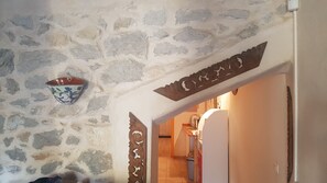 Interior - House facing the river - near the Pont du Gard, Uzes, Nimes, Avignon, Arles .. (Montfrin)