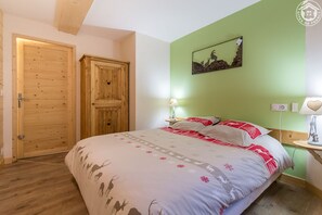 3 Schlafzimmer, Bügeleisen/Bügelbrett, Reisekinderbett, kostenloses WLAN
