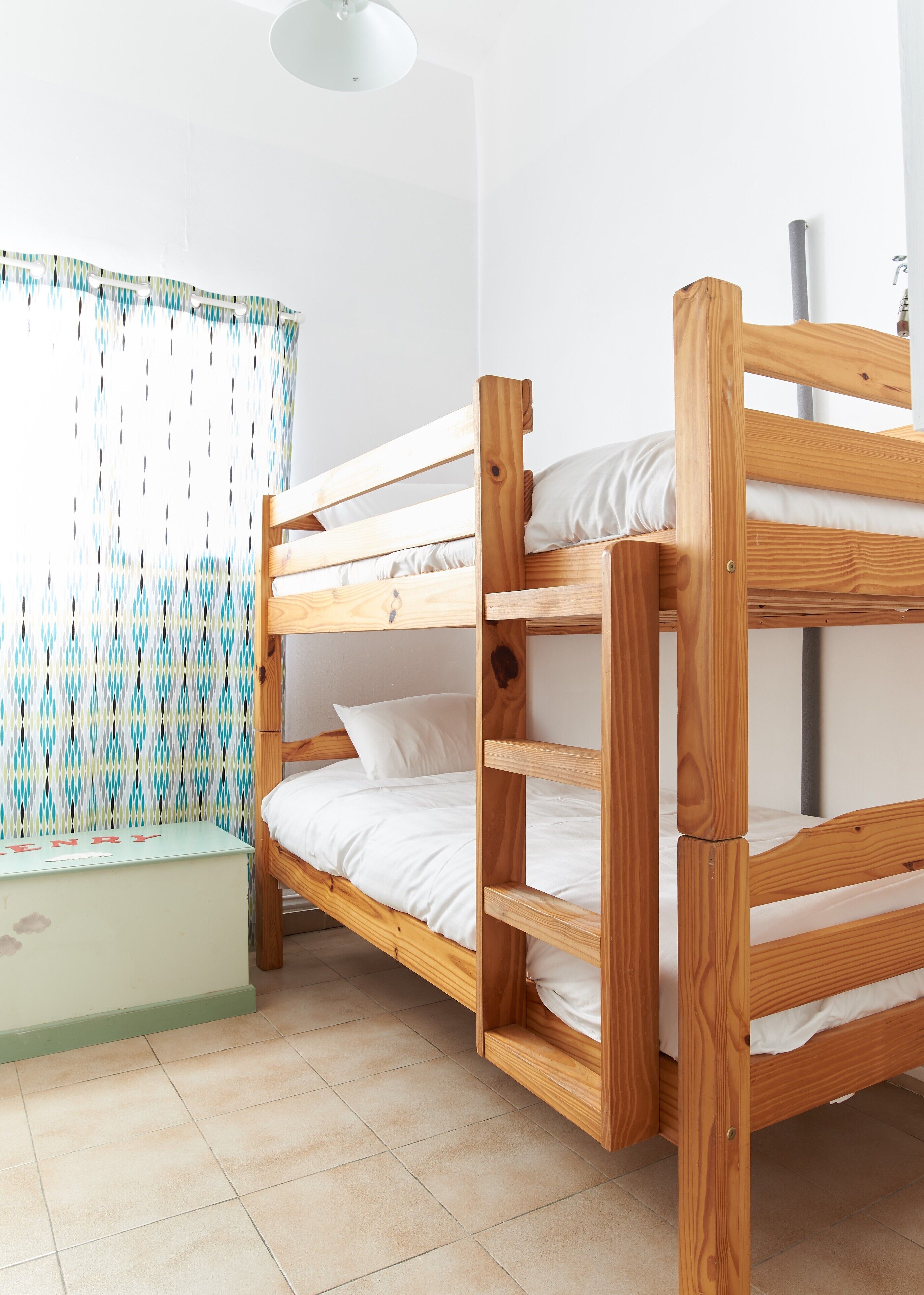 Near Pezenas - Cottage sleeps 8 in a vineyard of the 17th