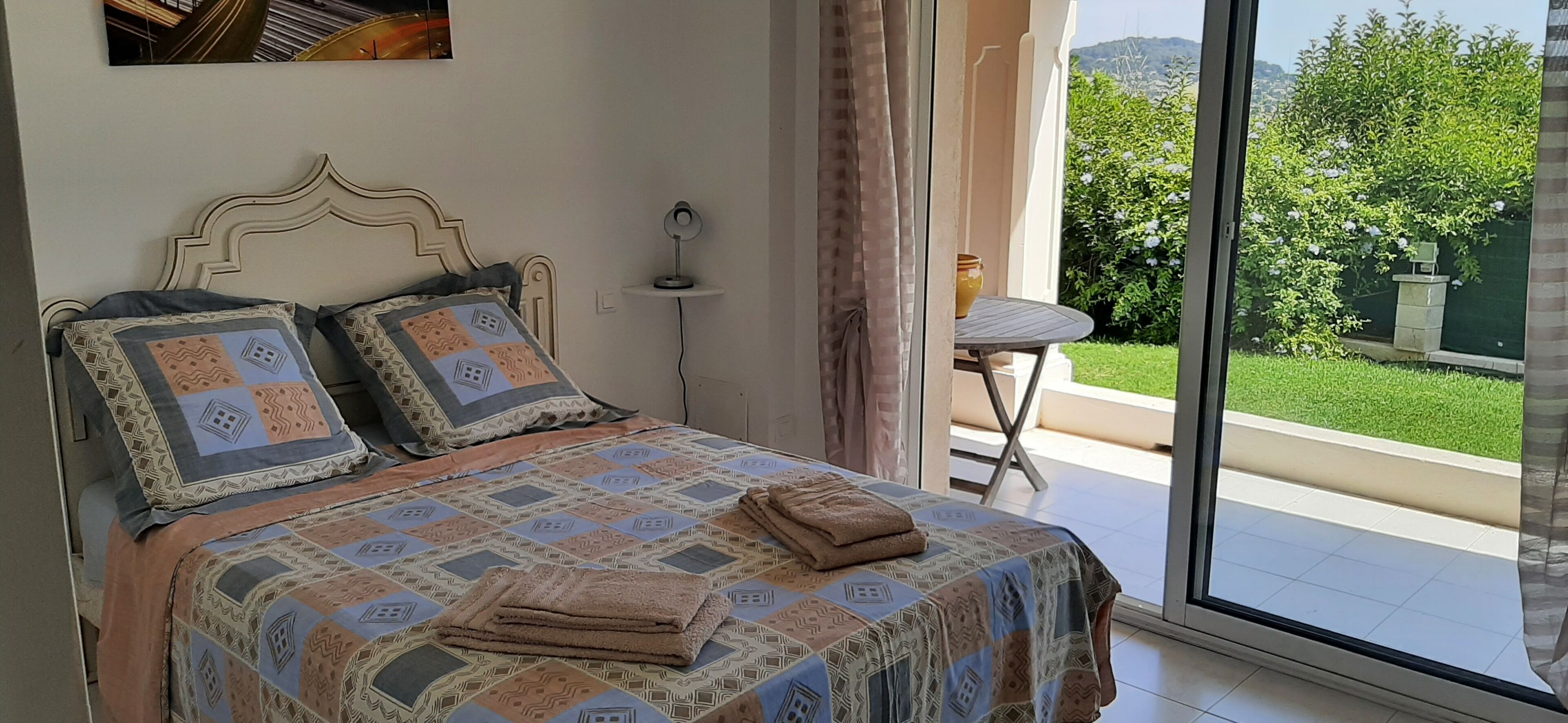 2 chambres, fer et planche à repasser, lit parapluie, Wi-Fi gratuit