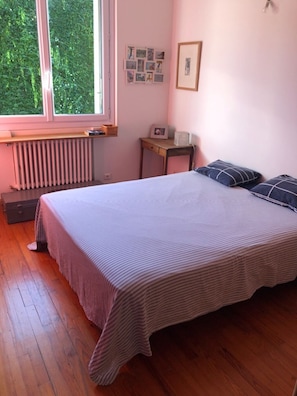 4 Schlafzimmer, Bügeleisen/Bügelbrett, kostenloses WLAN, Bettwäsche