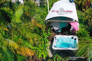 Idromassaggio all'aperto