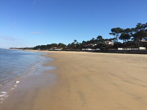Platja a a prop