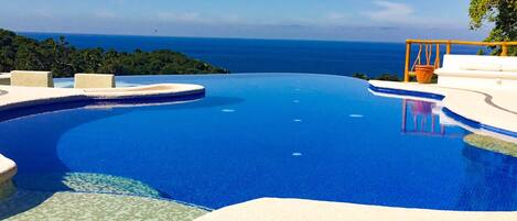 Udendørs pool, opvarmet pool