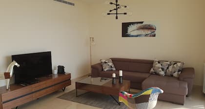 Charmantes Apartment mit atemberaubender Aussicht in Beit Misk