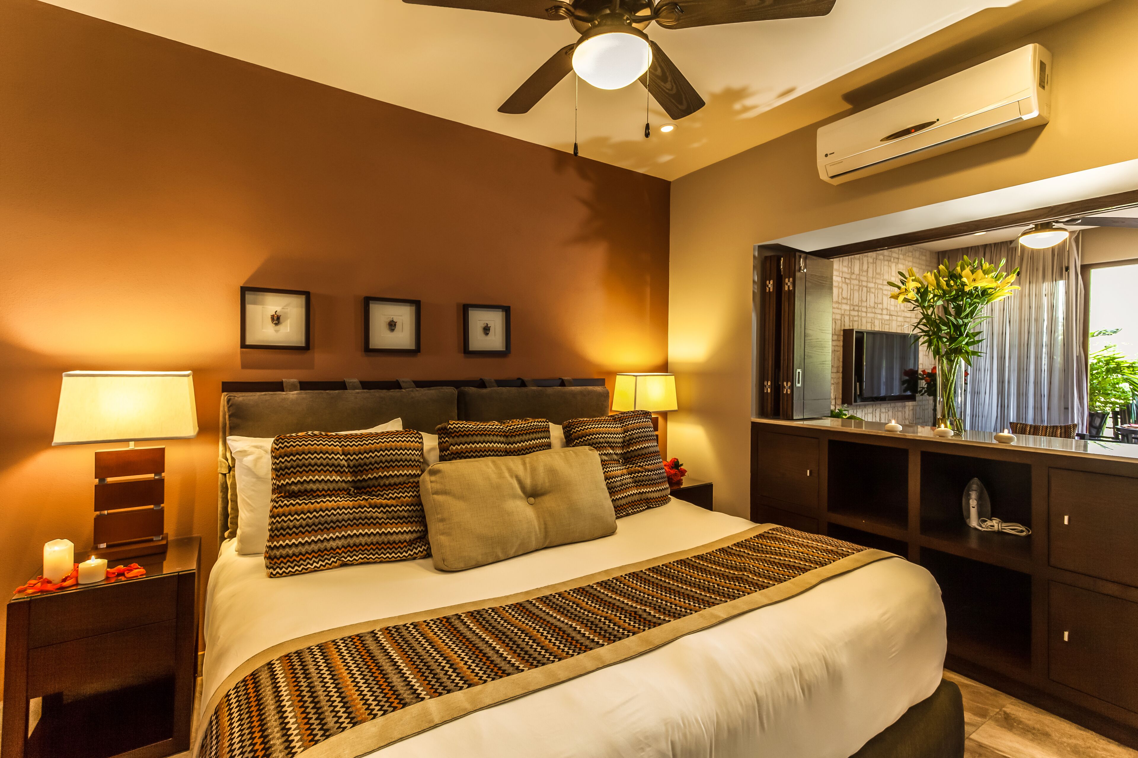 1 bed 1 bath Mountain View Suite · R107