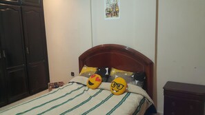 1 bedroom, WiFi, bed sheets