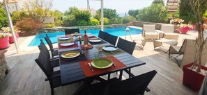 Outdoor dining - VILLA 5* BANDOL, 6 PERSONS, WITH SALT POOL (Bandol)