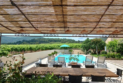 ruhige Weinberge, Golf von Saint Tropez, schöne Villa mit privatem Pool