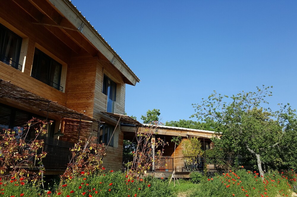 Eco-cottage in the Luberon.