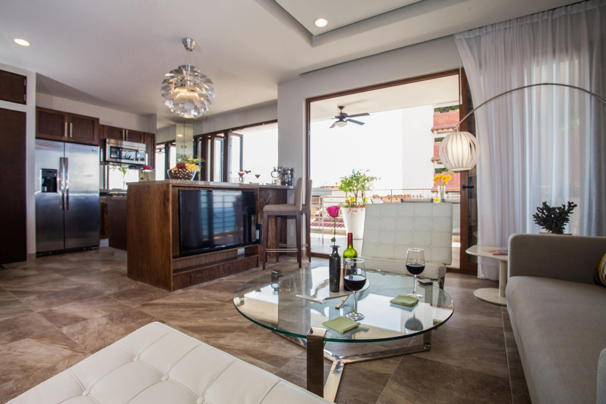 2 Bed 2 Bath Partial Ocean View Suite · R205