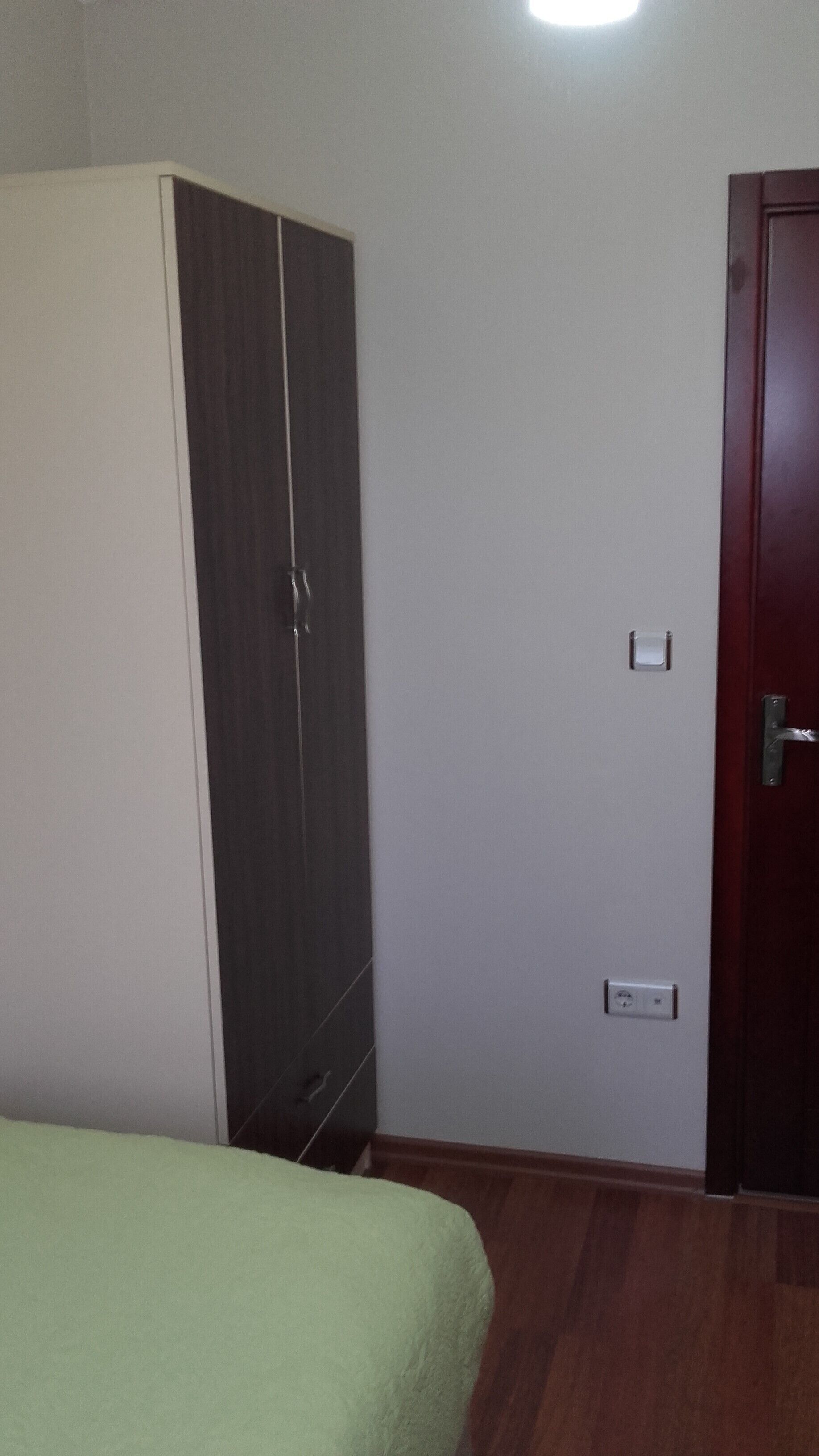 950 Dollars 28days Atasehir 2+1 90m2
