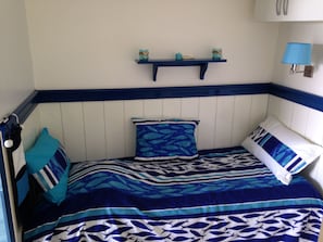 1 bedroom, iron/ironing board, WiFi, bed sheets - Tropical- MOLD THE OTHER-BORD (LE MOULE)