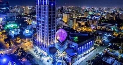 Luxury-City view-A/C-Wifi-SmartTV-cable-YellowKey