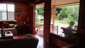 Fireplace, books, offices