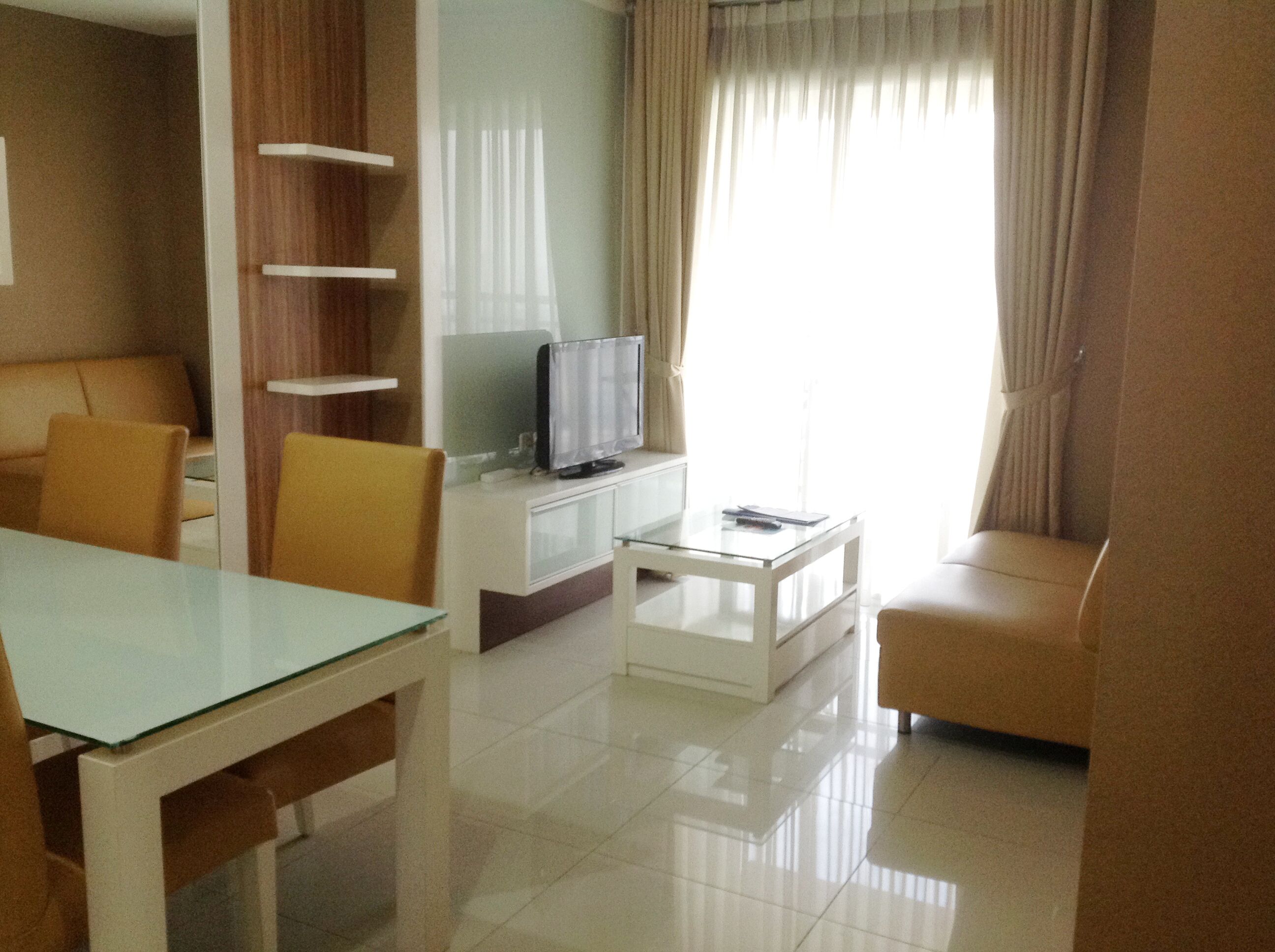 Lux and Cozy 1BR in Thamrin Executive Resd