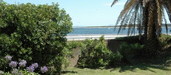 Los Sargos Sobre El Mar. Zona Residencial Muy Tranquila. En El Casco Histórico.