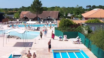 Piscine couverte, piscine extérieure