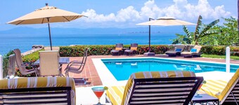 BEST OCEANFRONT VILLA WITH FULL STAFF, DIRECT BEACH ACCESS