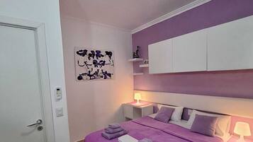 1 bedroom, in-room safe, iron/ironing board, WiFi