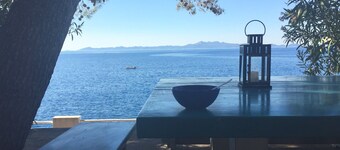 VillaKorculaStepintheBlue
