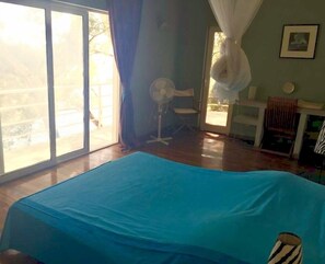 4 Schlafzimmer, Bügeleisen/Bügelbrett, WLAN, Bettwäsche