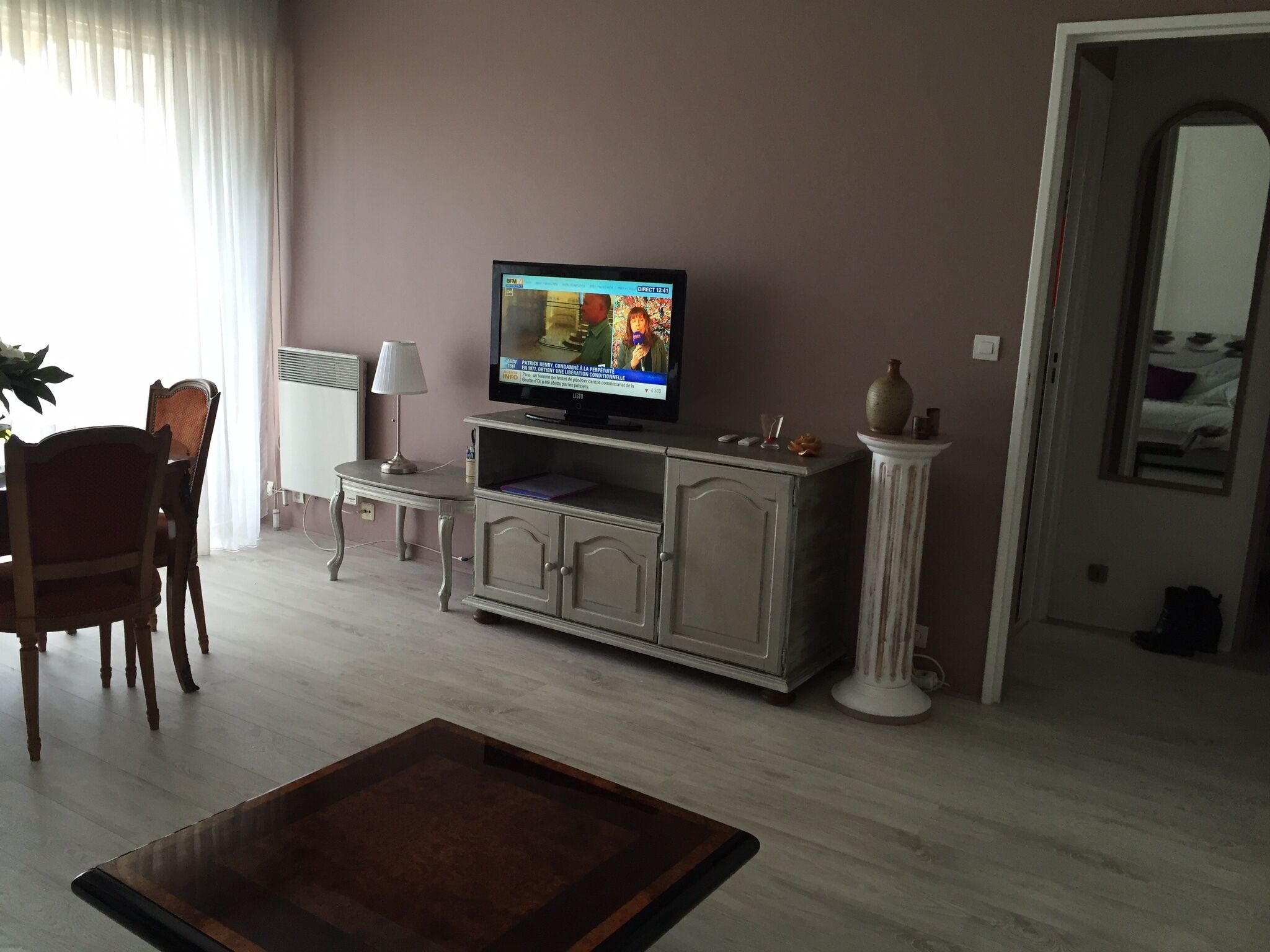 Apartment 2pieces Standing