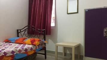 1 soveværelse, strygejern/strygebræt, sengetøj