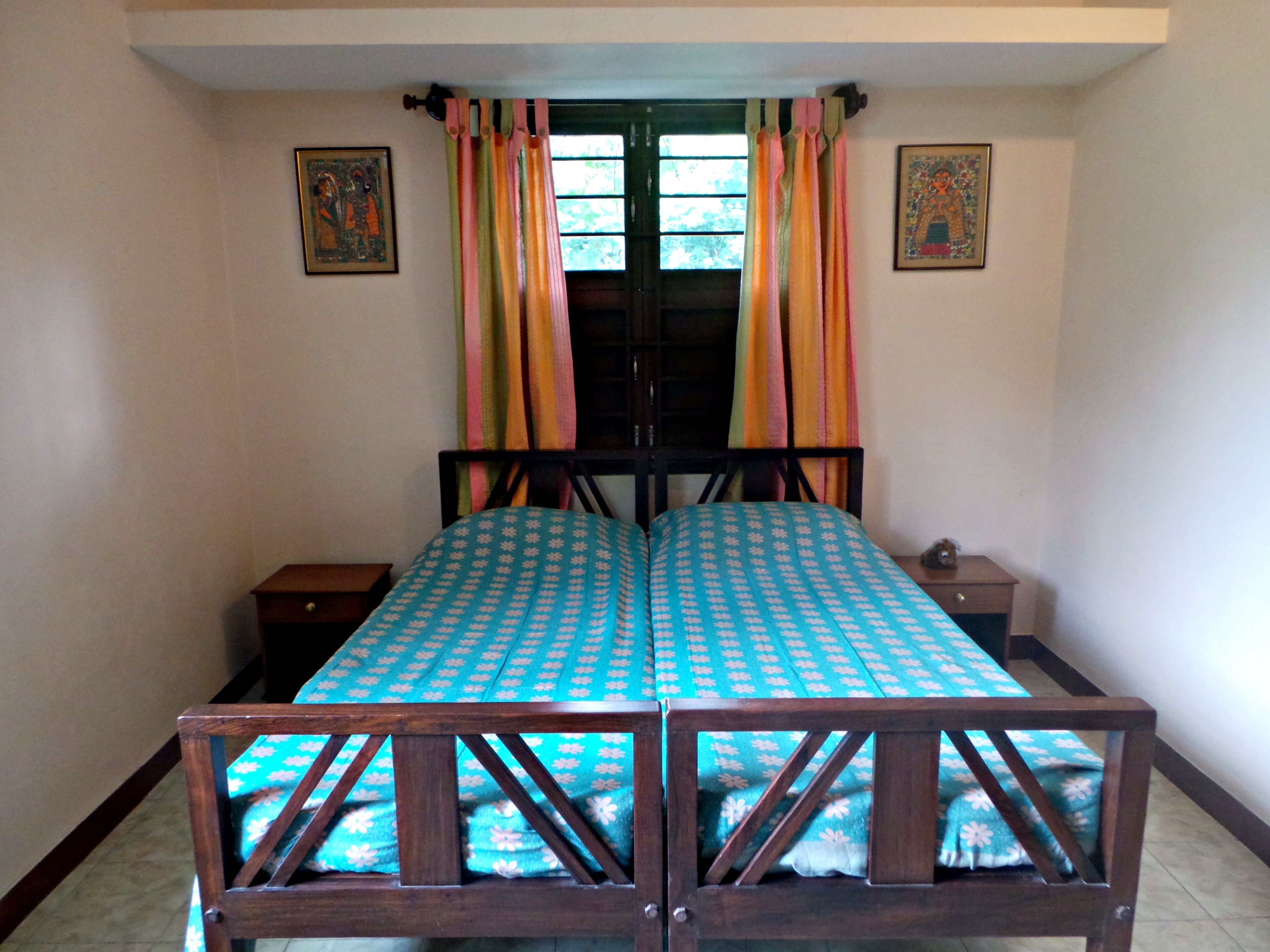 The Lake-Shore Apartment