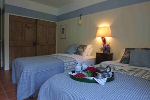 4 camere, ferro/asse da stiro, Wi-Fi, lenzuola